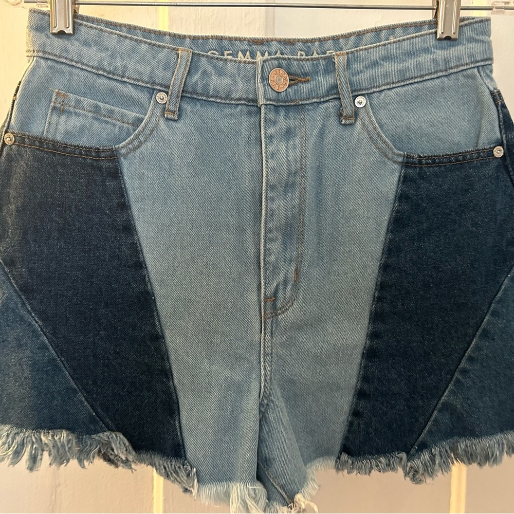 Gemma Rae Jean Short size 28, High Waisted Mom Cut